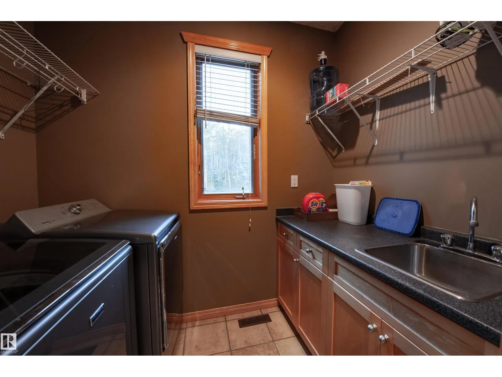 #61 52510 RGE ROAD 213