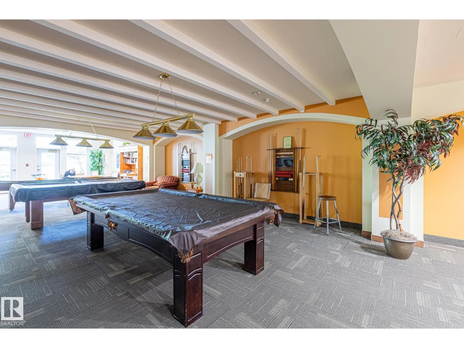 #414 78 MCKENNEY AV