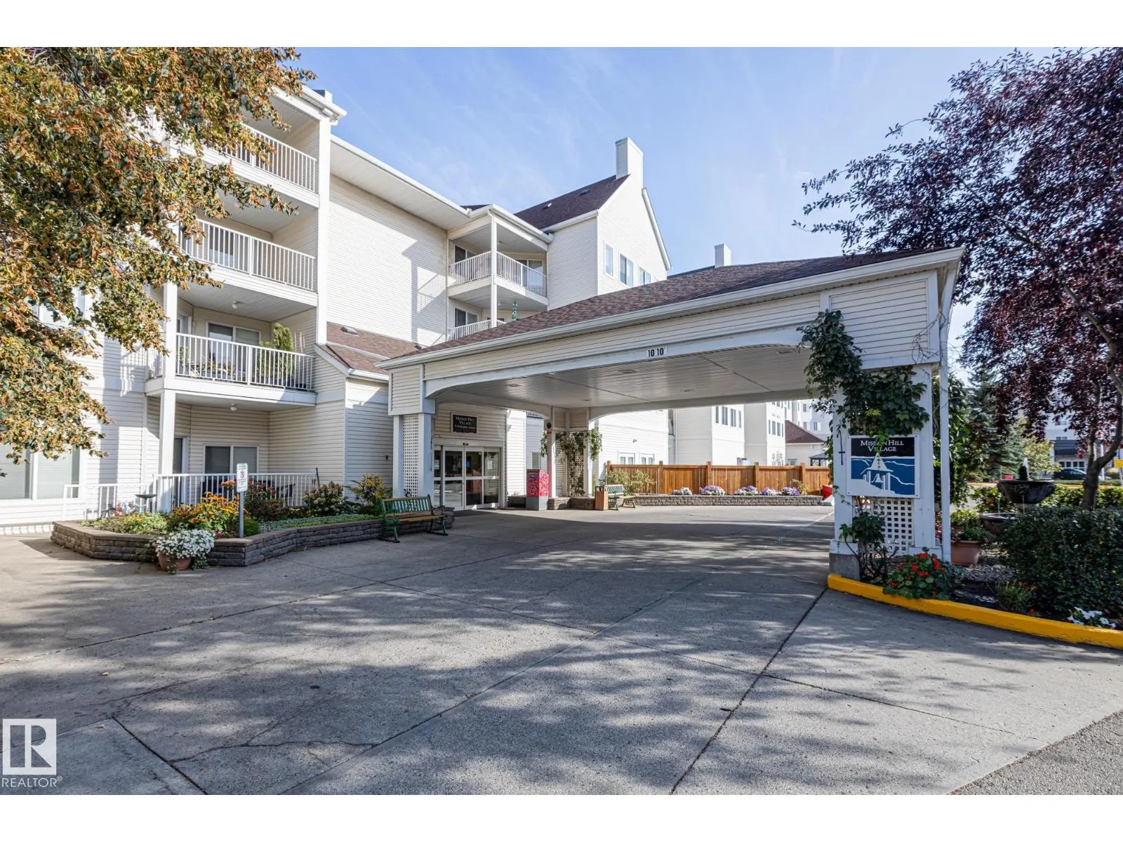 #414 78 MCKENNEY AV
