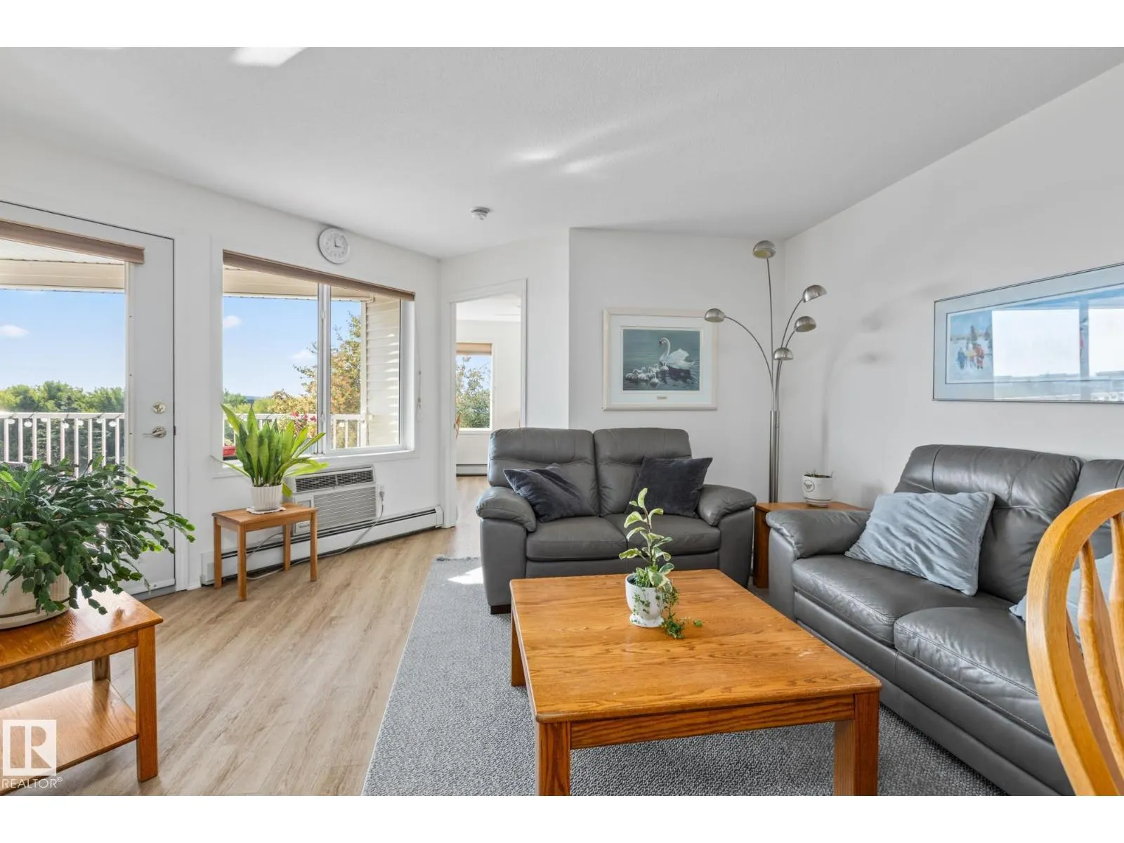 #414 78 MCKENNEY AV