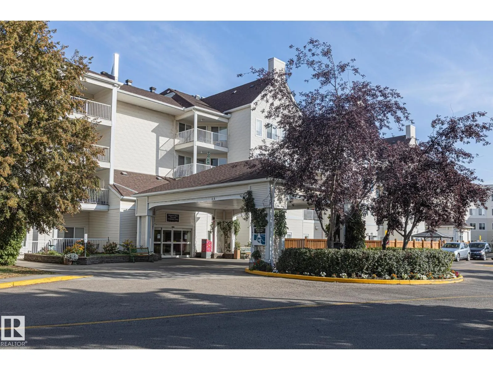 #414 78 MCKENNEY AV