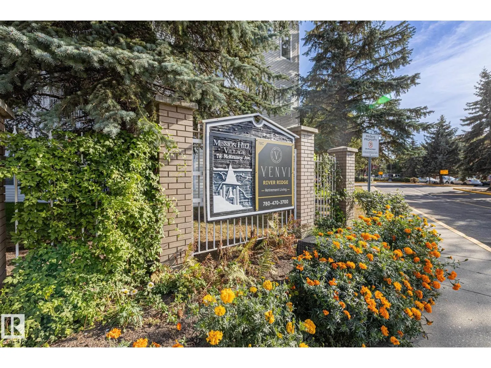 #414 78 MCKENNEY AV