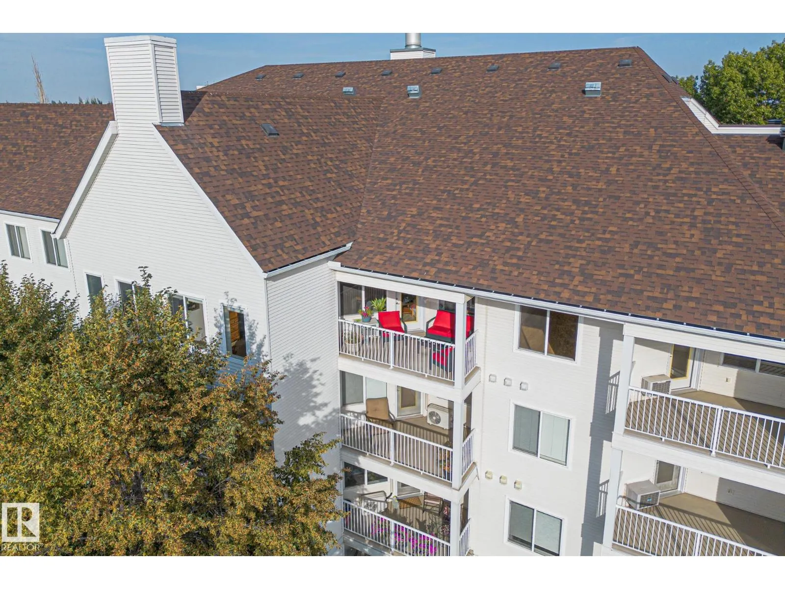 #414 78 MCKENNEY AV