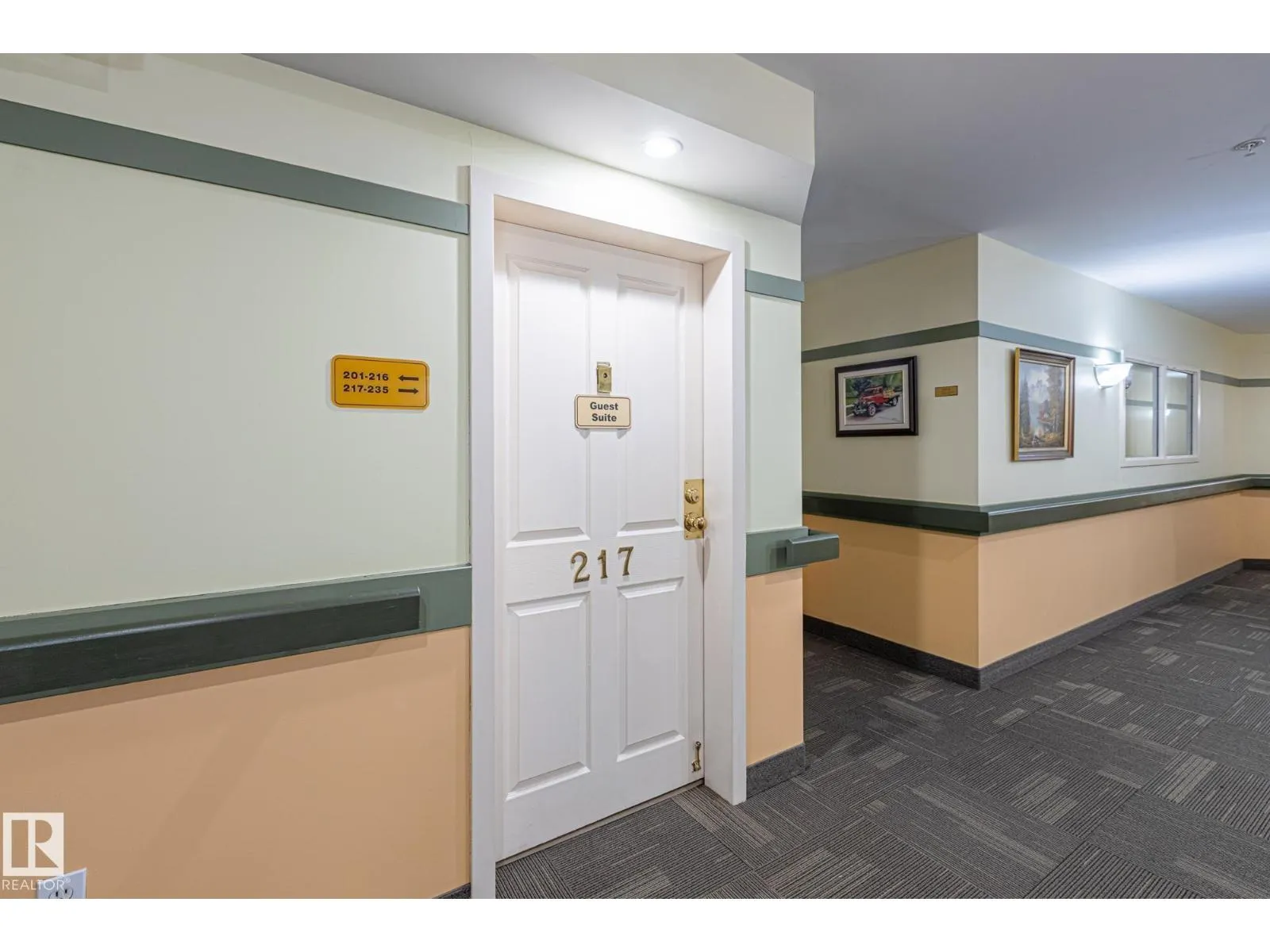 #414 78 MCKENNEY AV