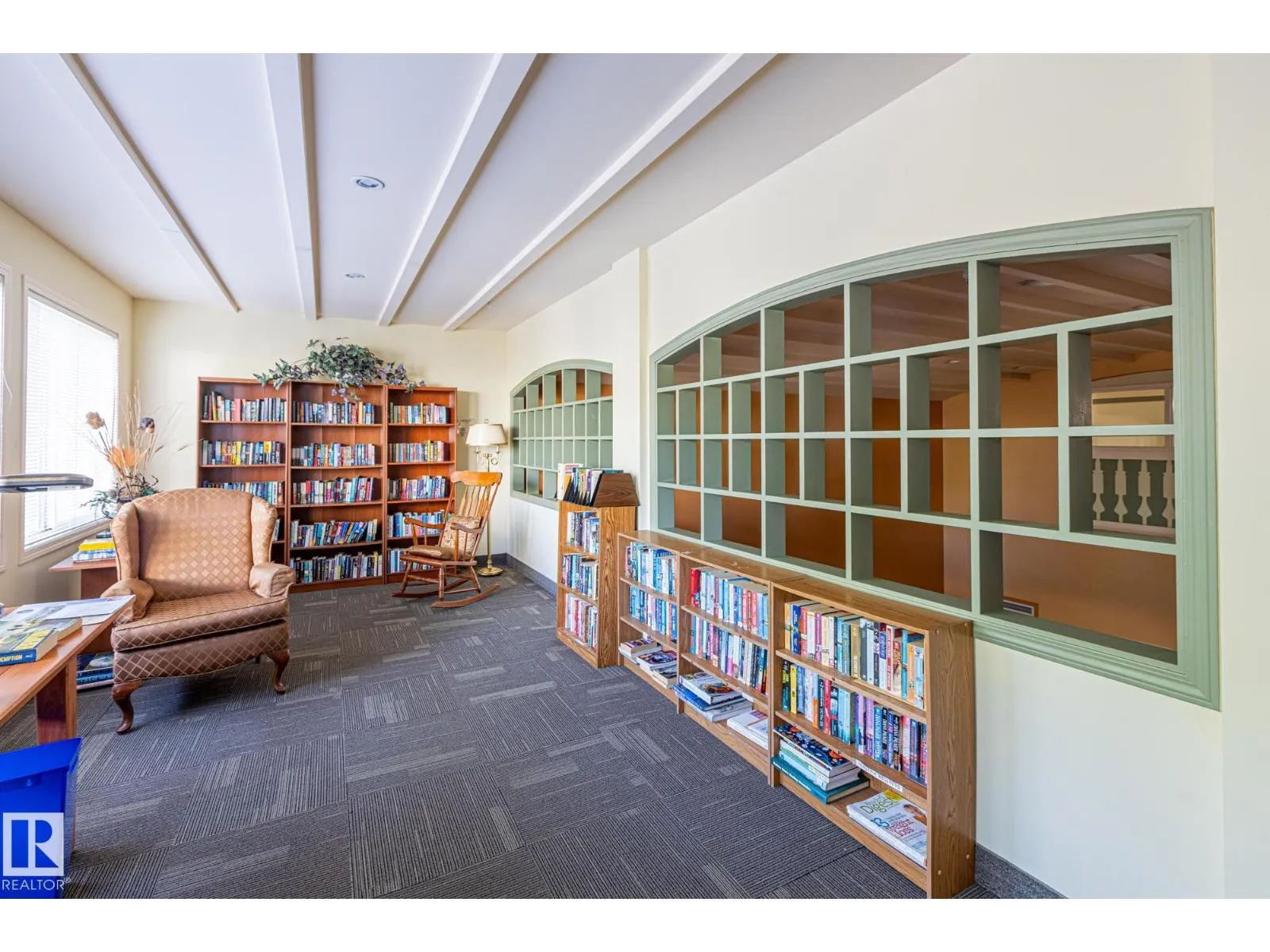#414 78 MCKENNEY AV