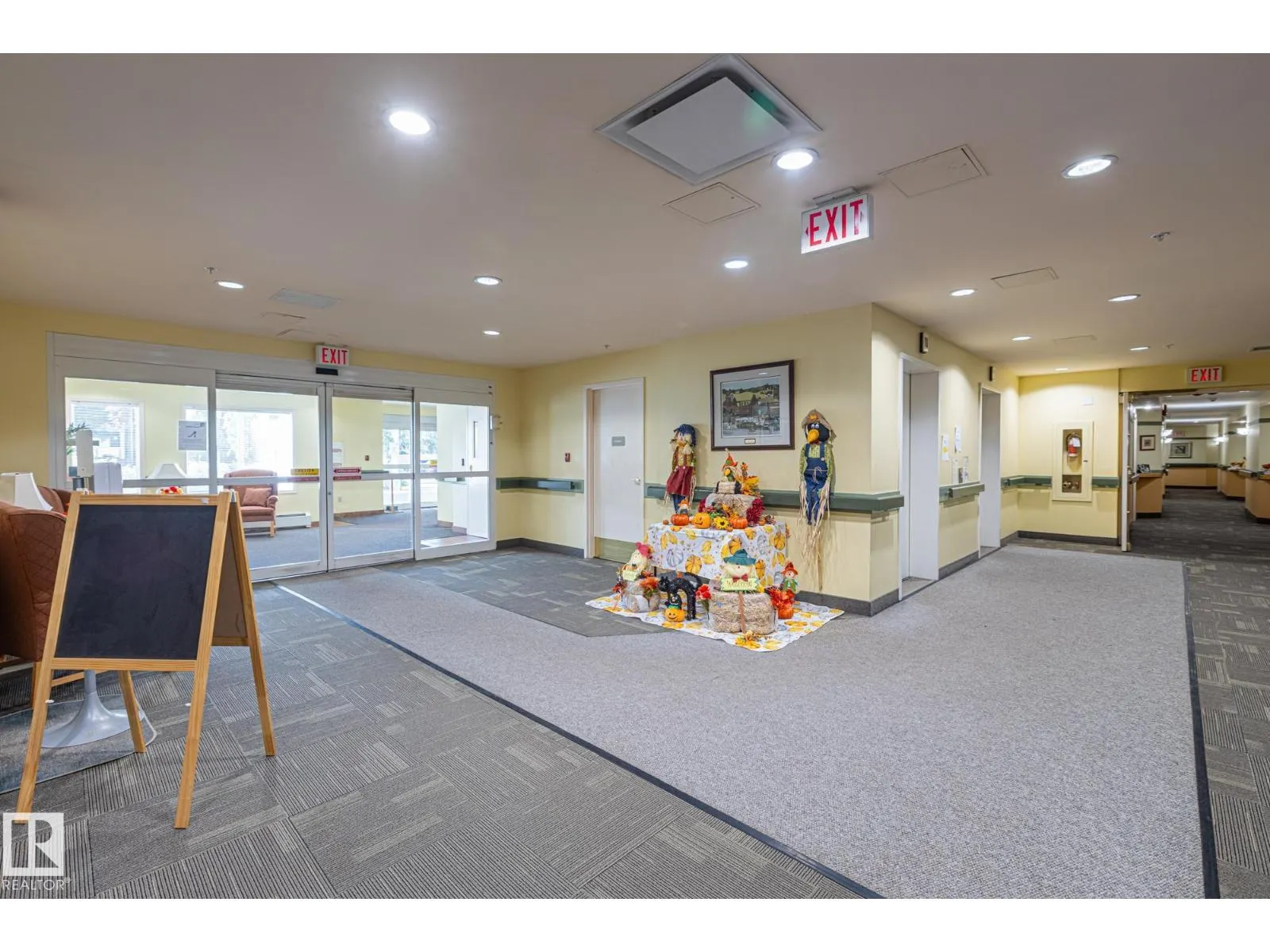 #414 78 MCKENNEY AV