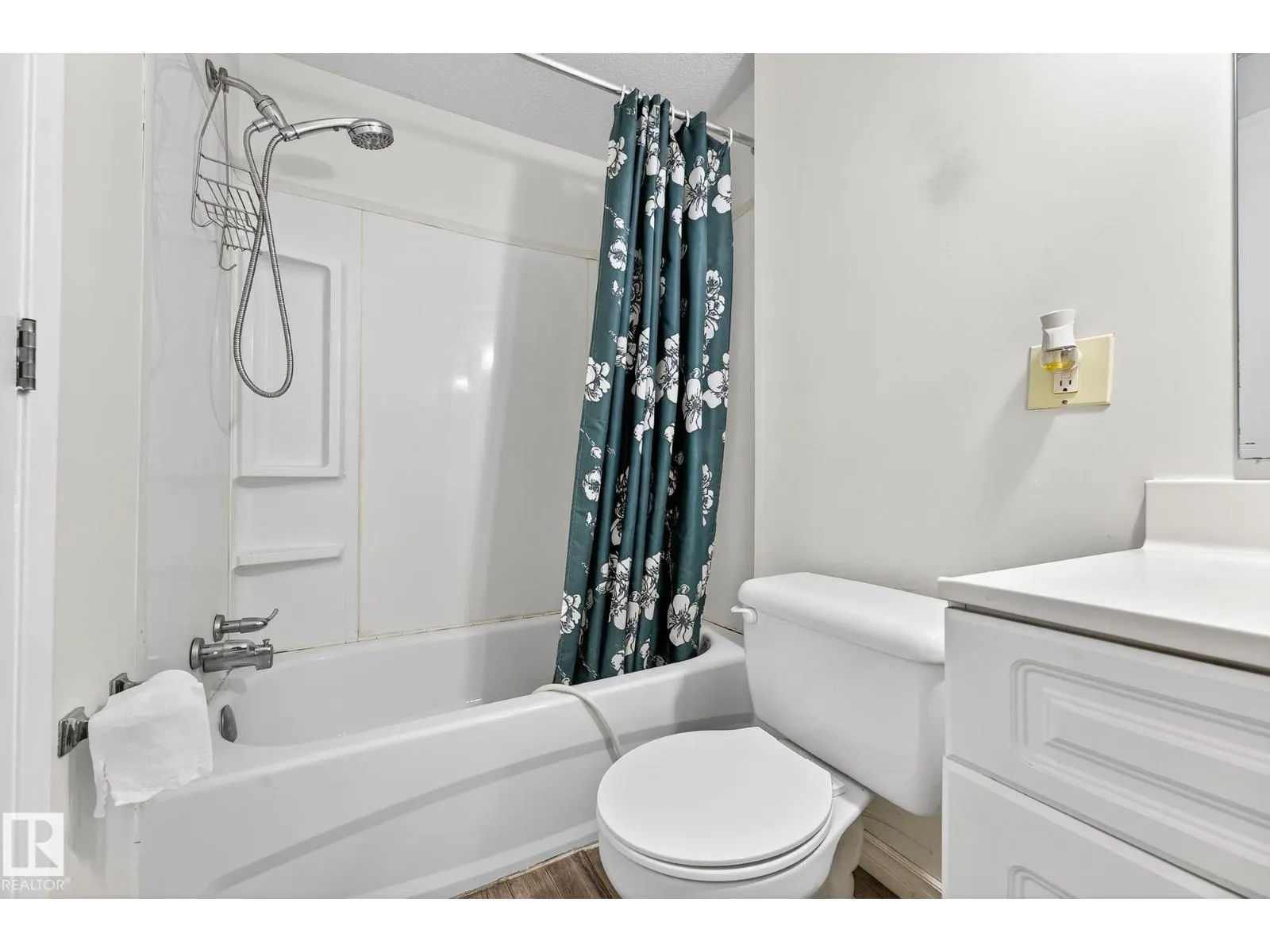 158 MAYFAIR ME NW