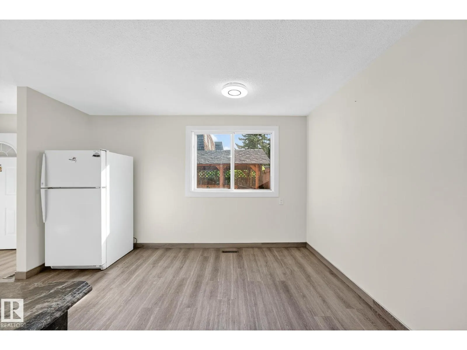 158 MAYFAIR ME NW