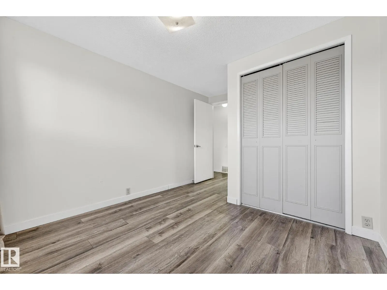 158 MAYFAIR ME NW