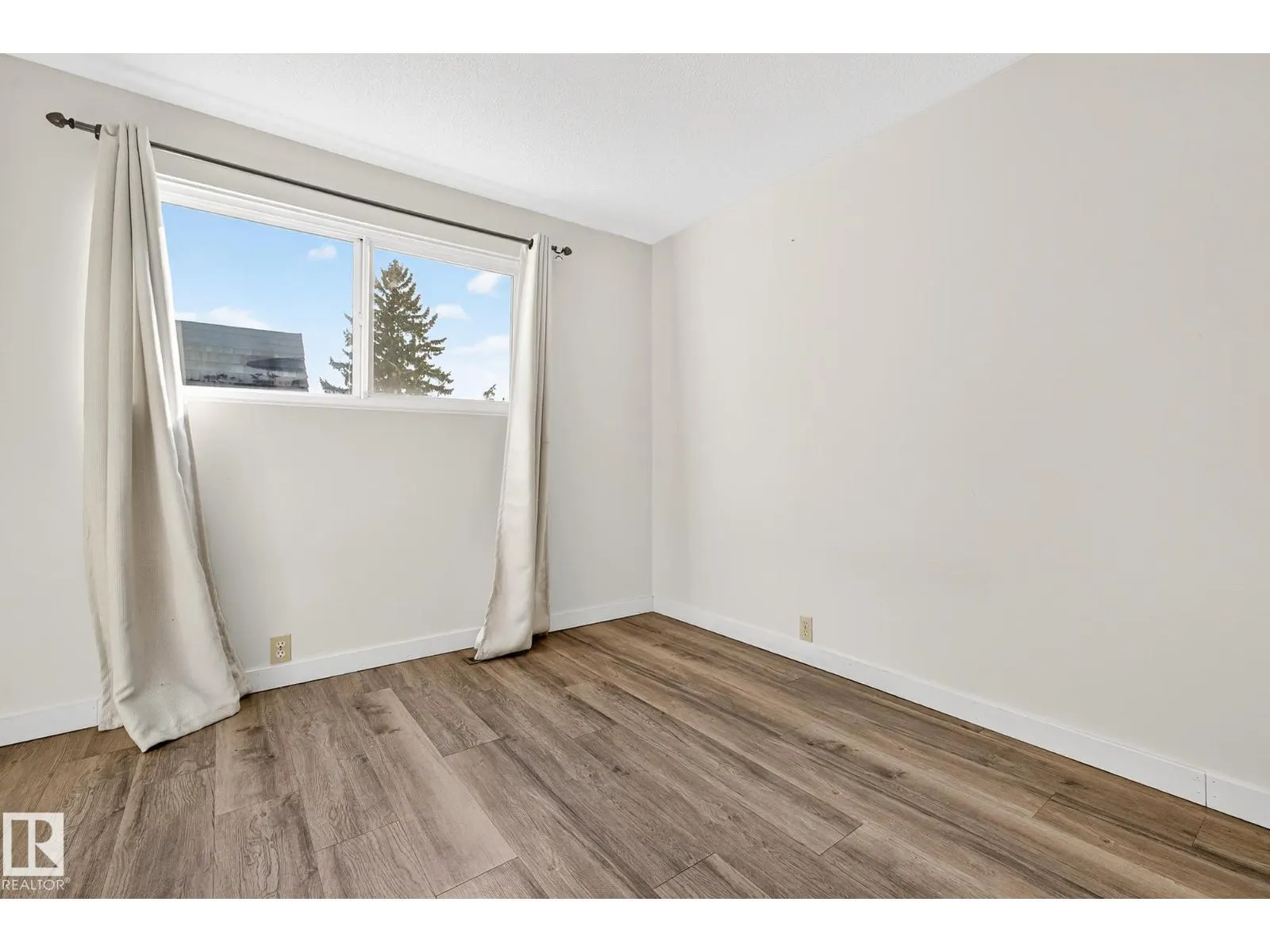 158 MAYFAIR ME NW