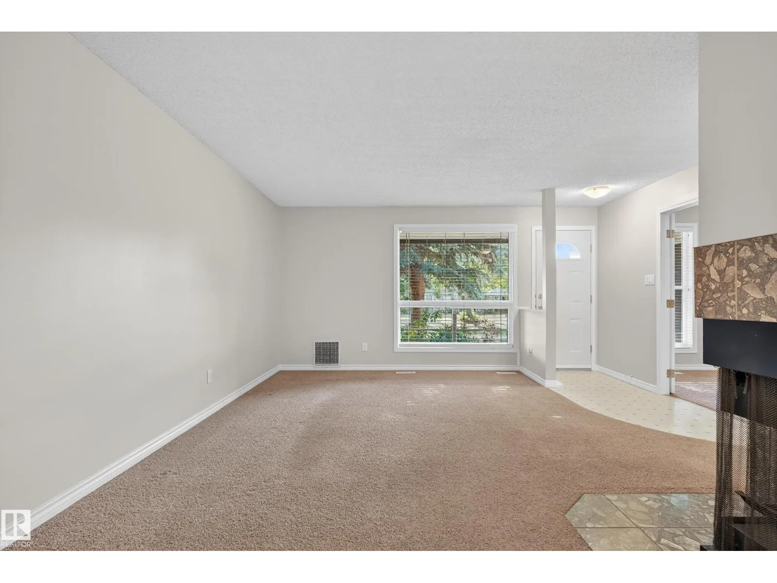 1174 SADDLEBACK RD NW