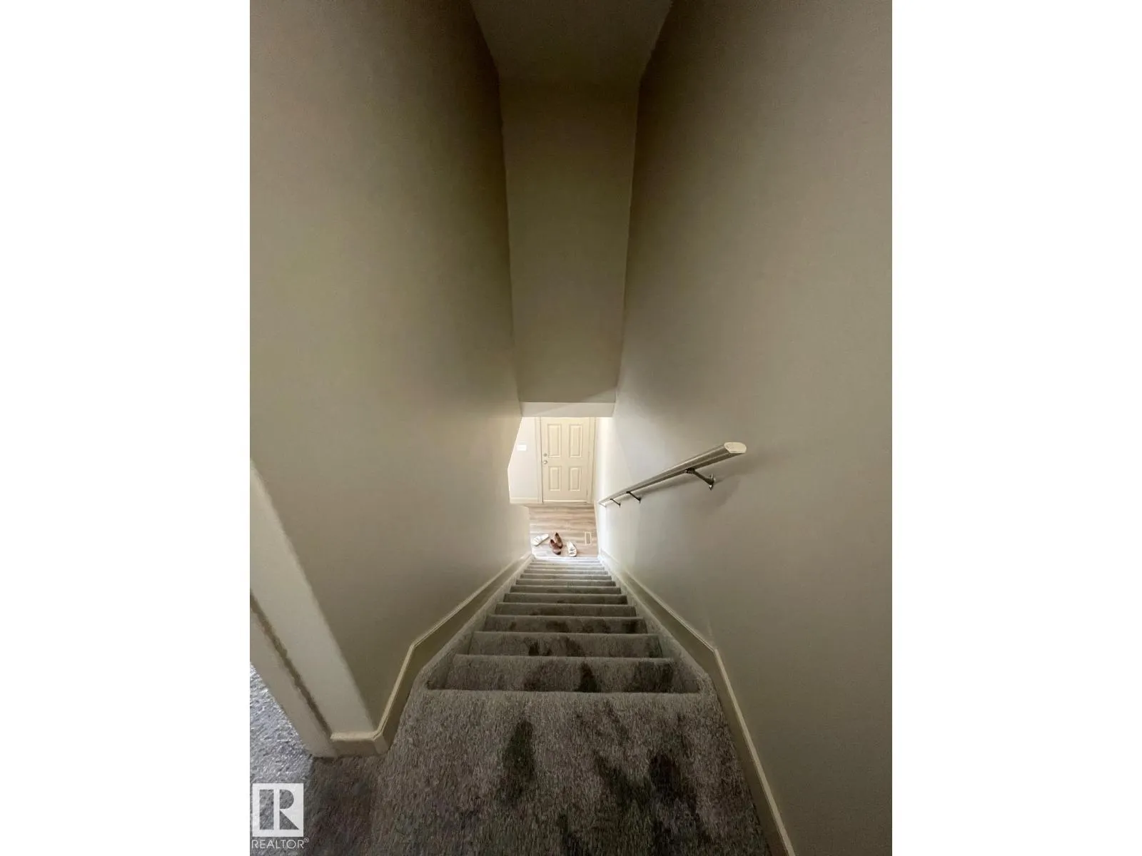 #25 1820 34 AV NW