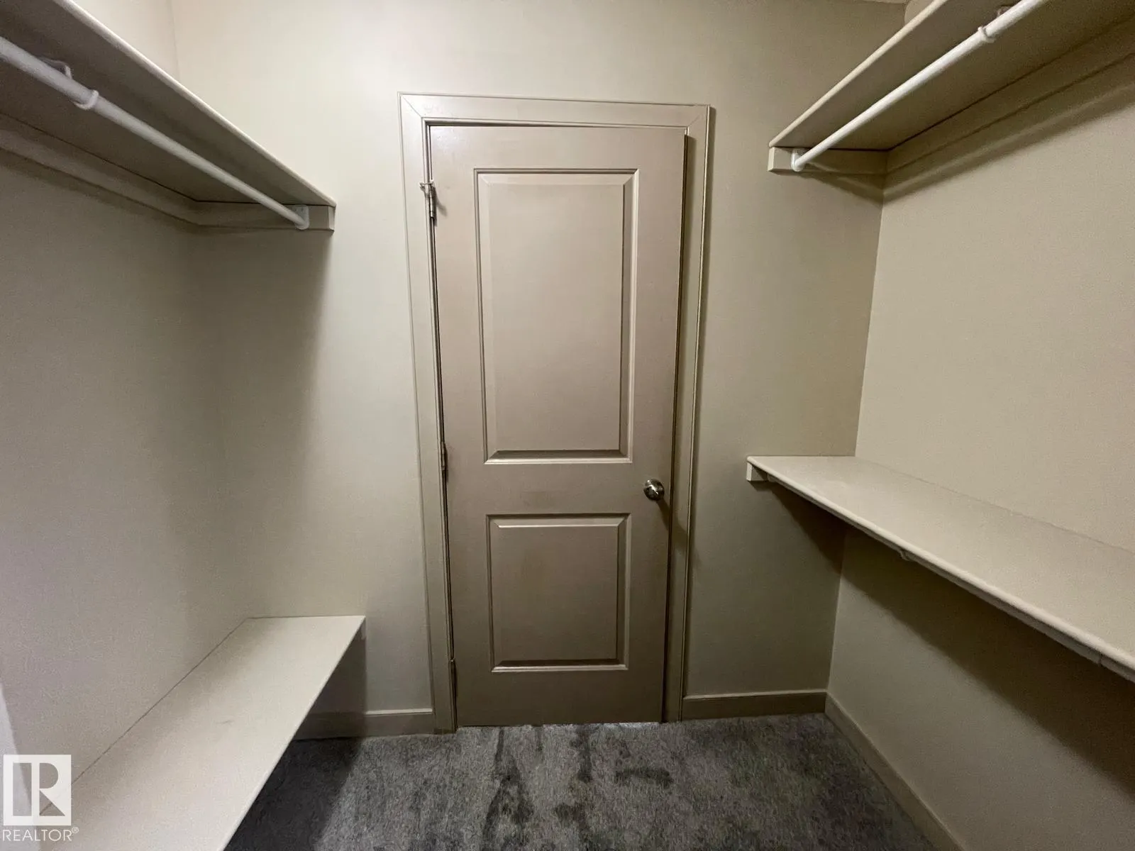#25 1820 34 AV NW
