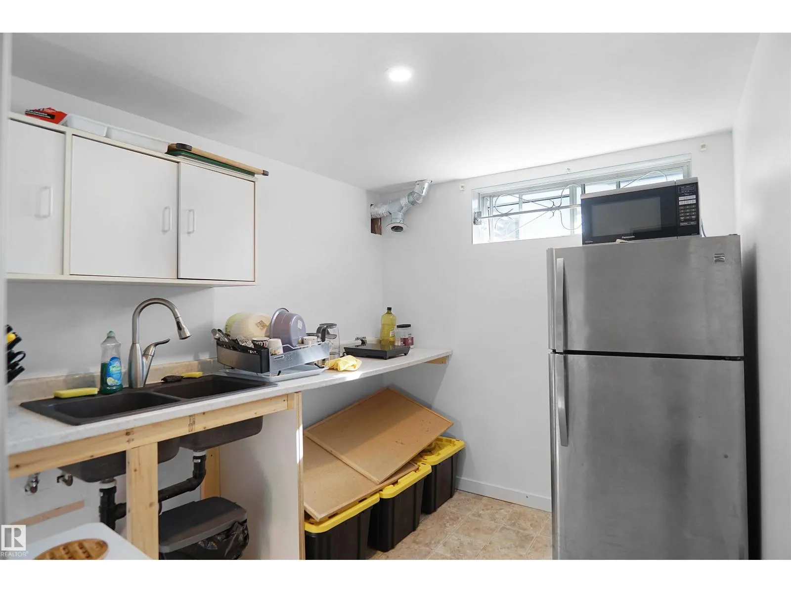 16008 101 ST NW