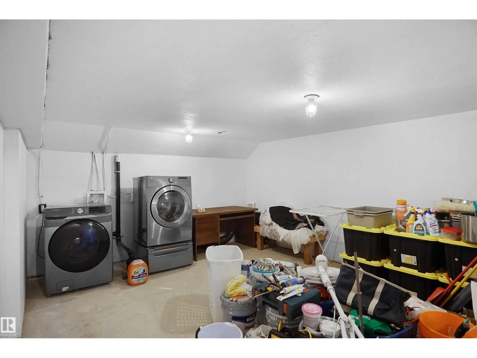 16008 101 ST NW