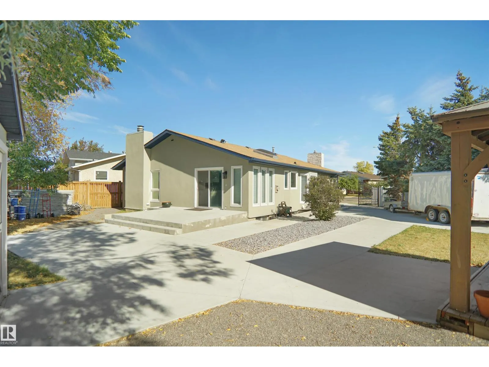 16008 101 ST NW