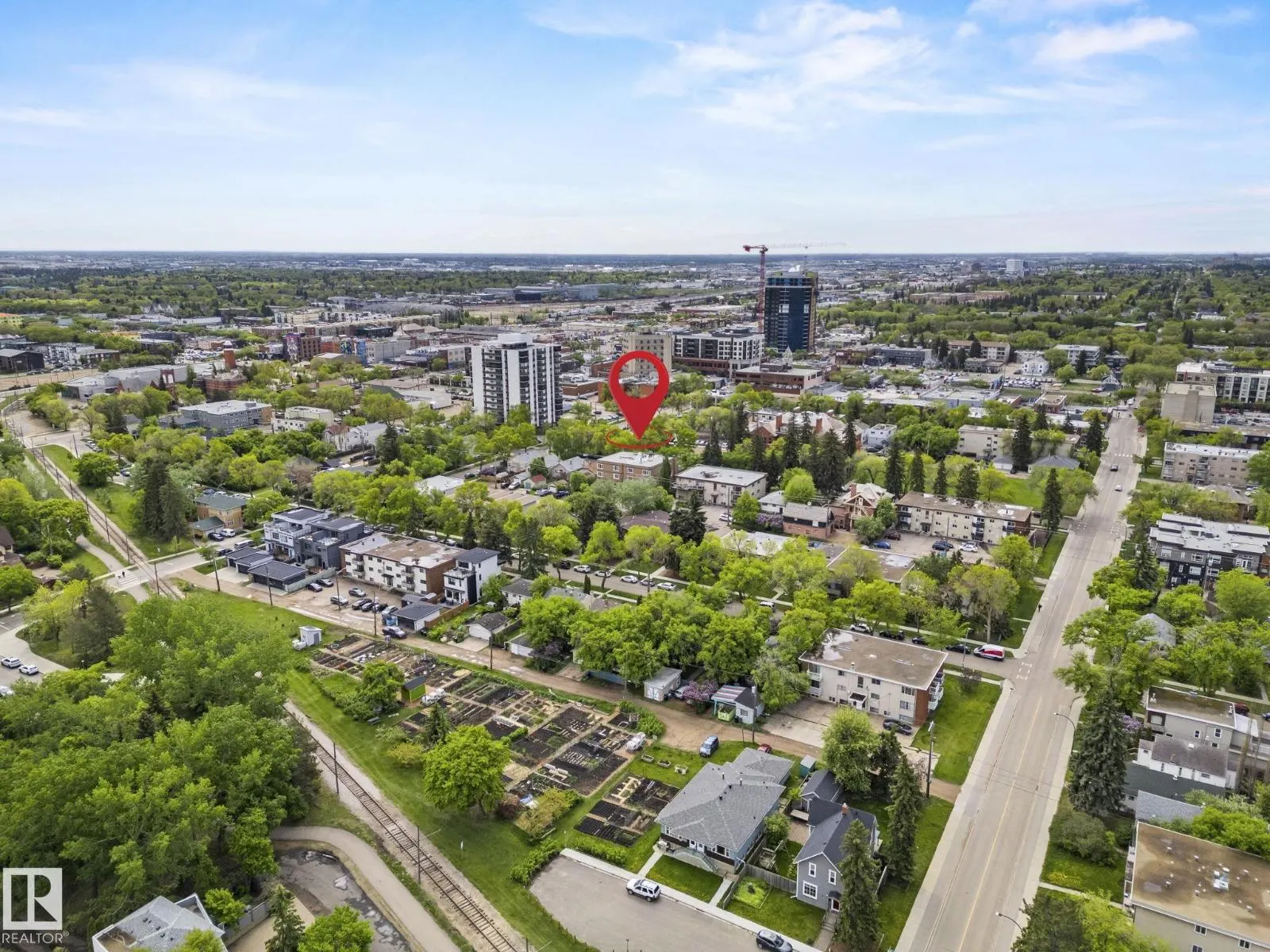 10520 84 AV NW
