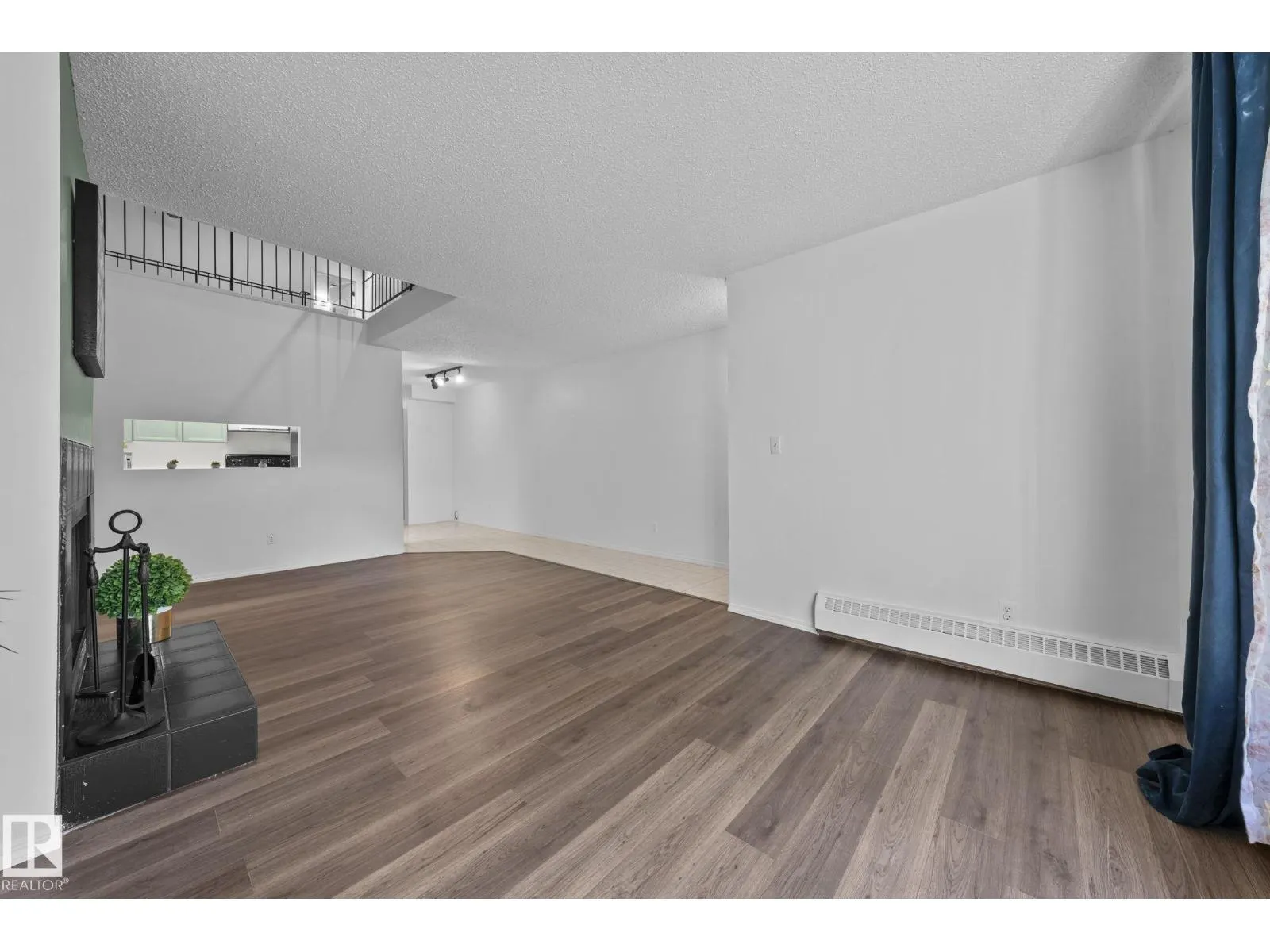 10520 84 AV NW