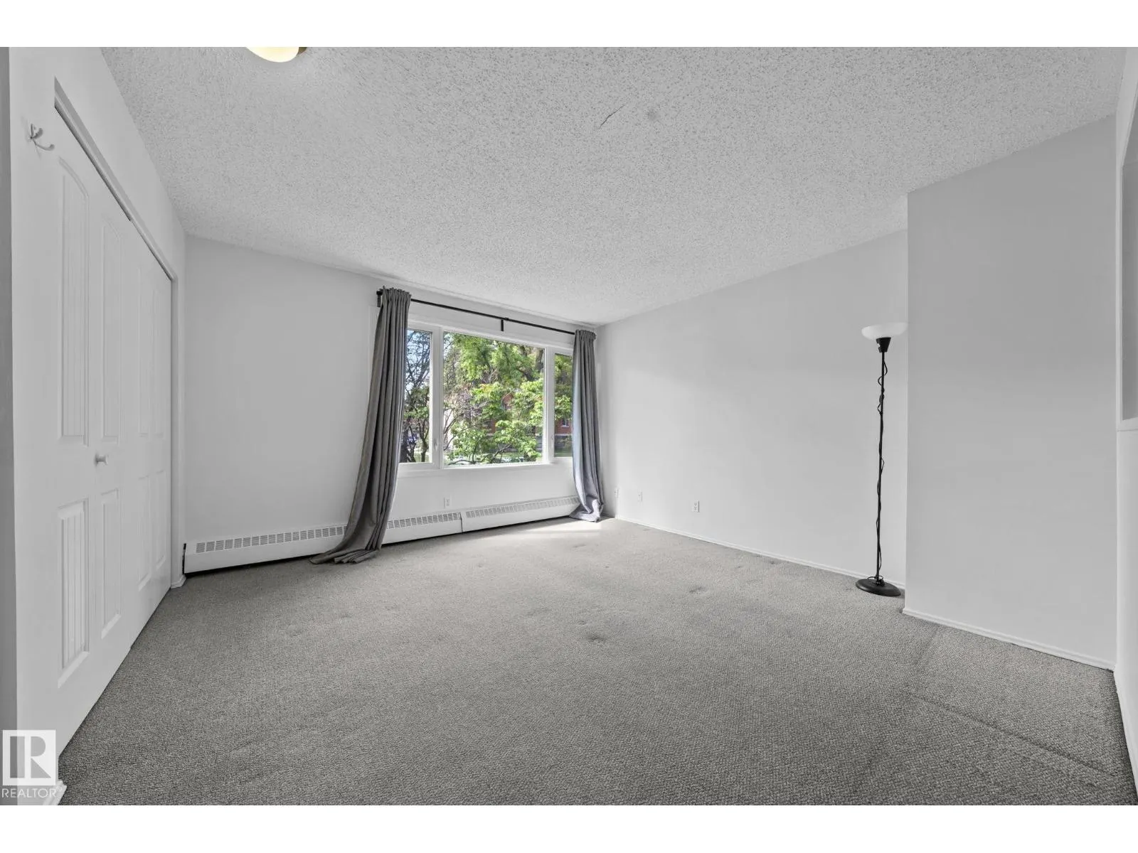10520 84 AV NW