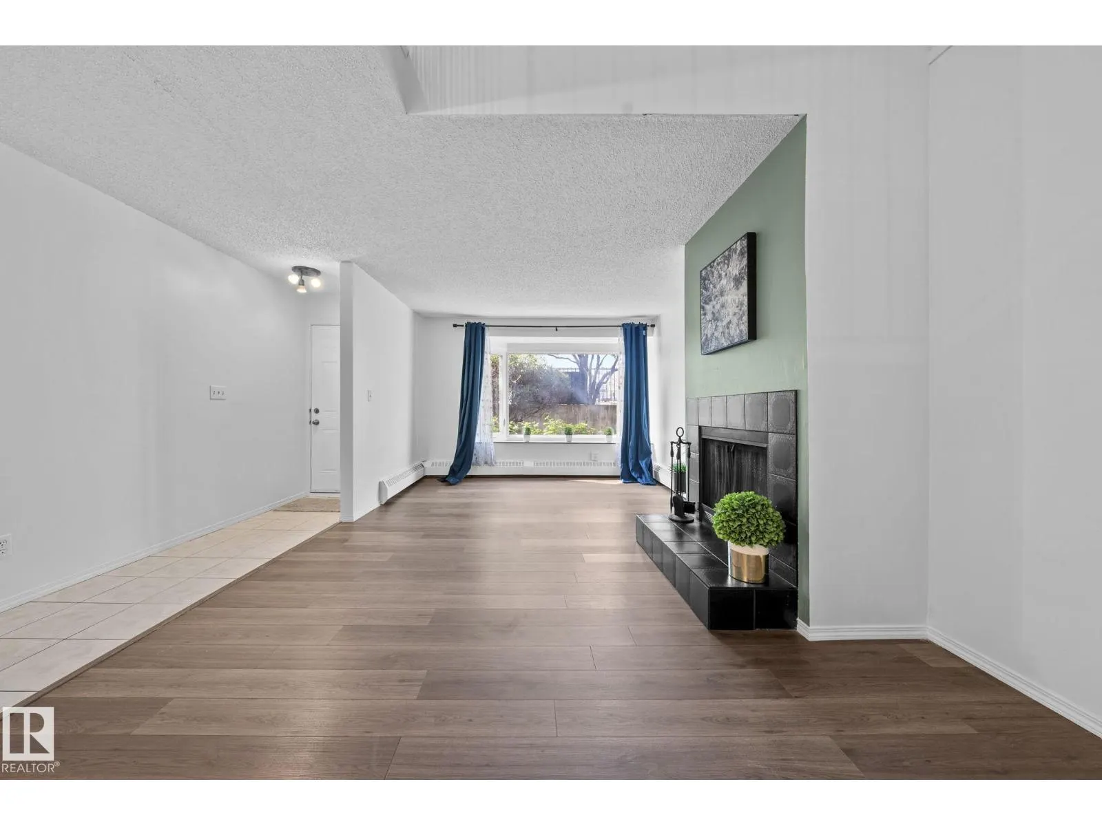 10520 84 AV NW