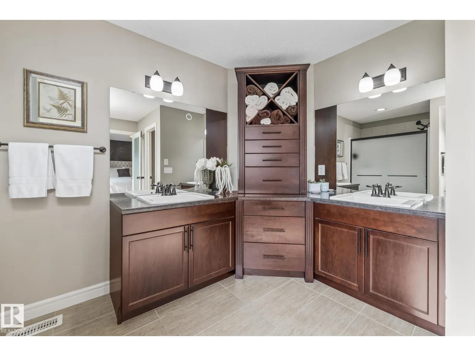 10 MEADOWLAND GD