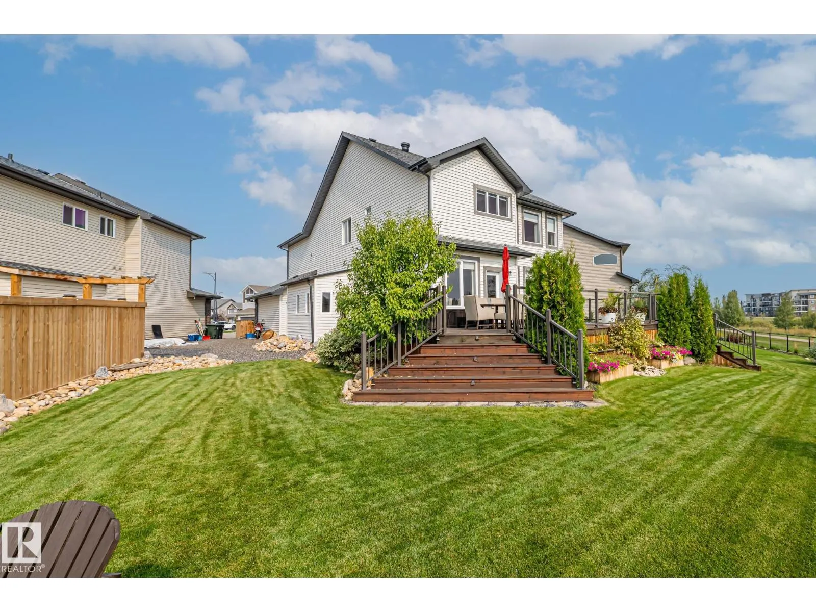 10 MEADOWLAND GD