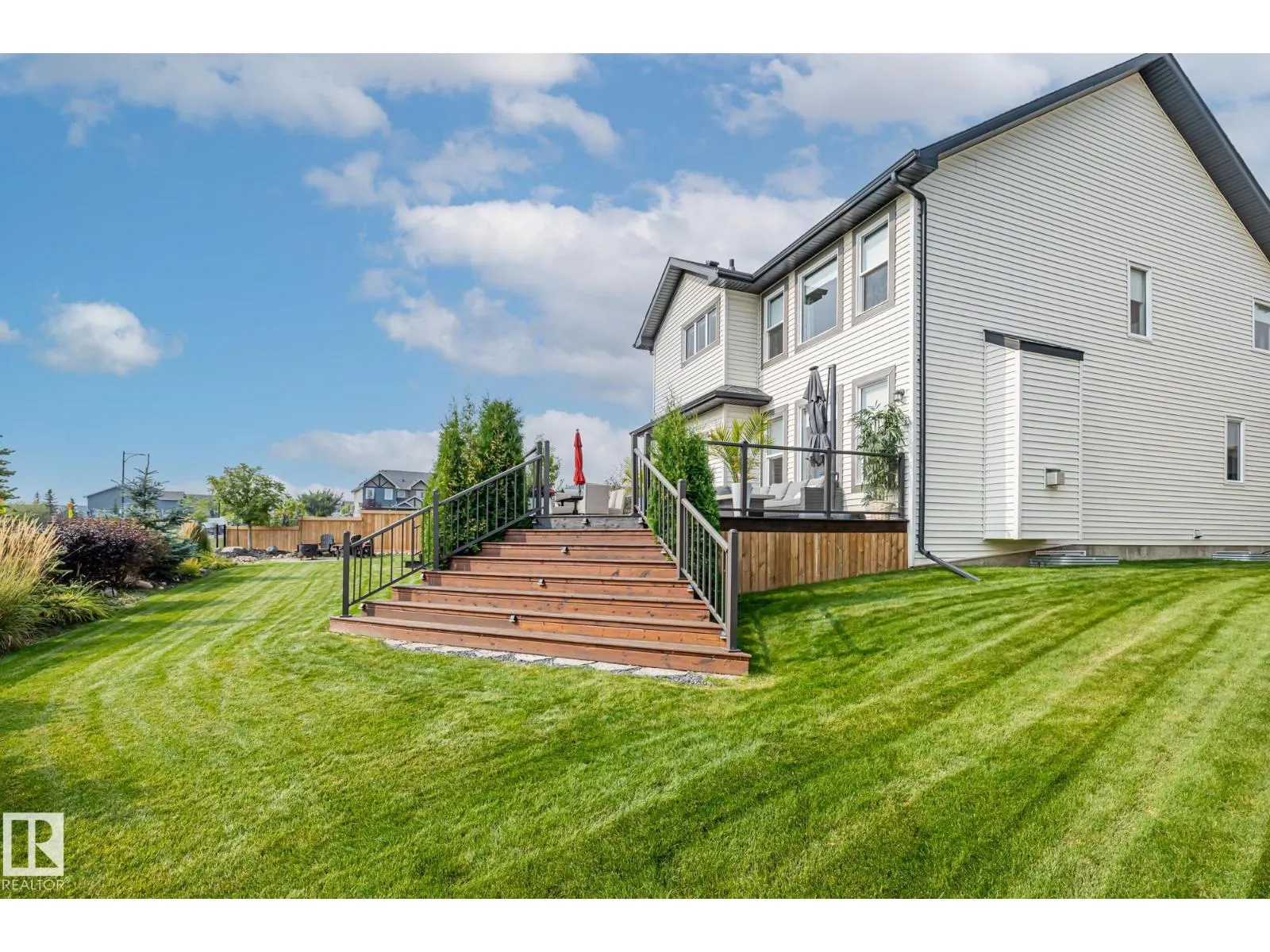 10 MEADOWLAND GD