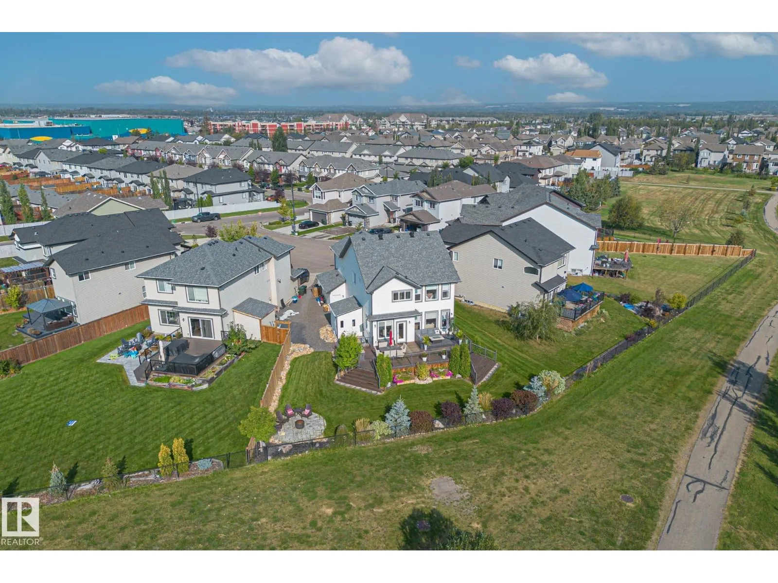10 MEADOWLAND GD