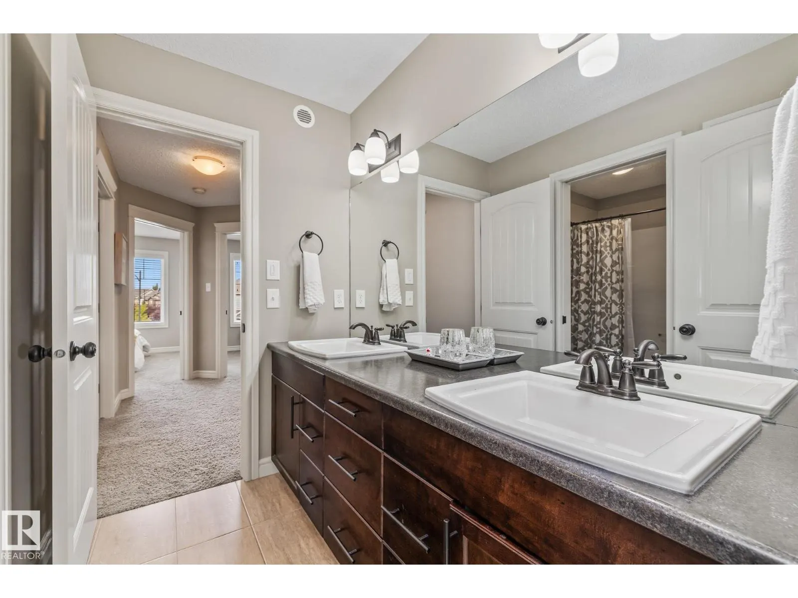 10 MEADOWLAND GD
