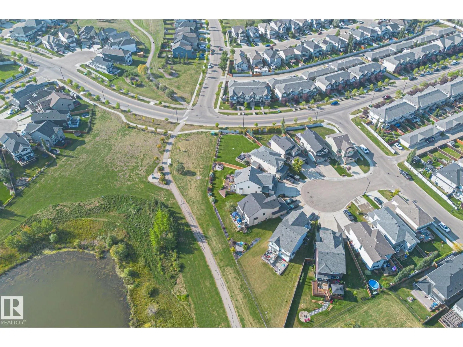 10 MEADOWLAND GD