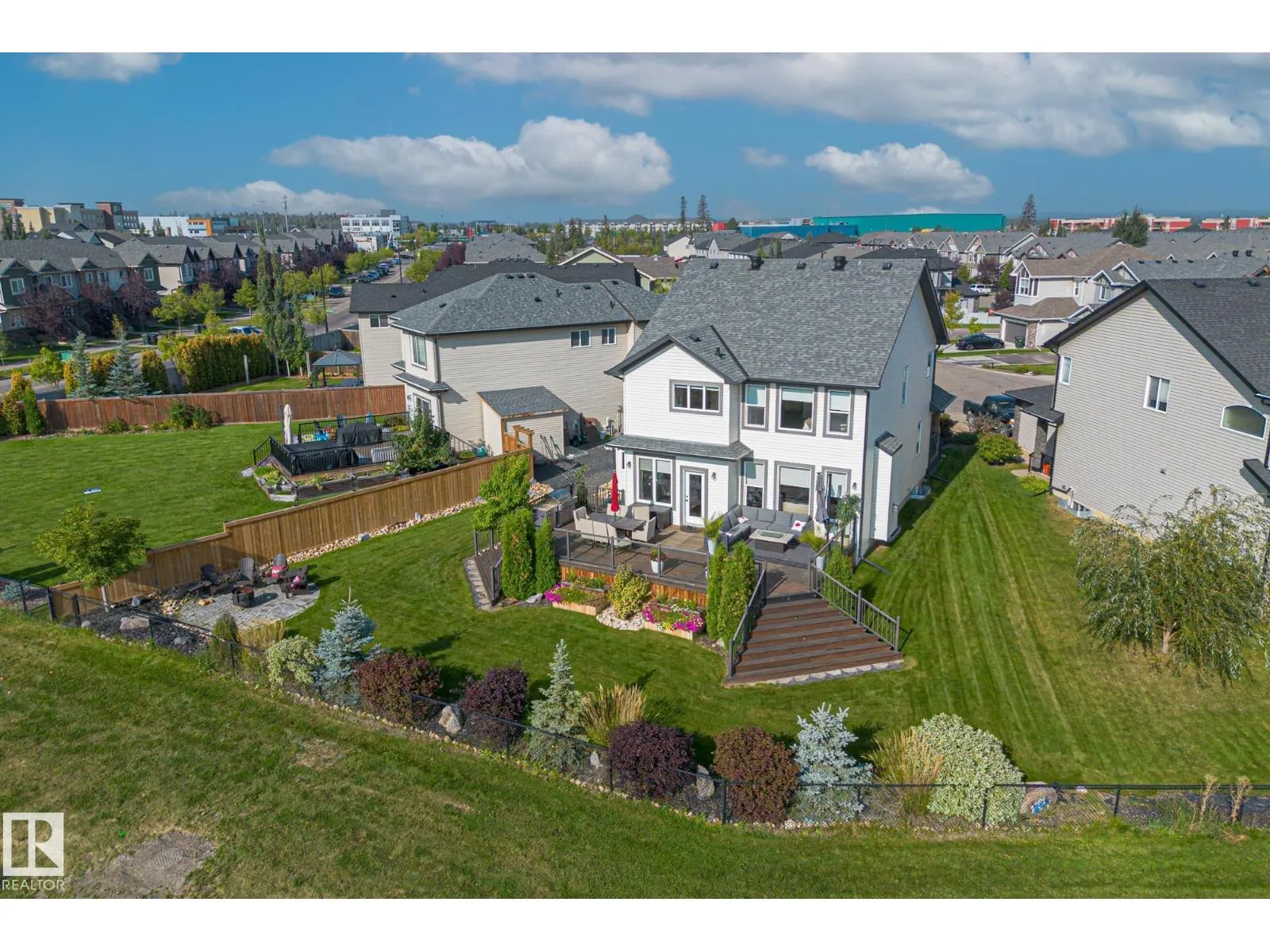 10 MEADOWLAND GD