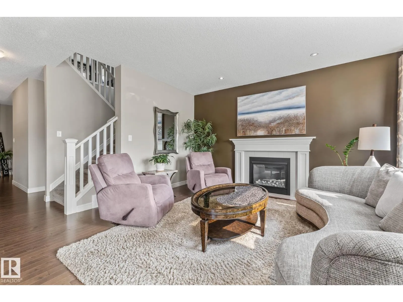 10 MEADOWLAND GD