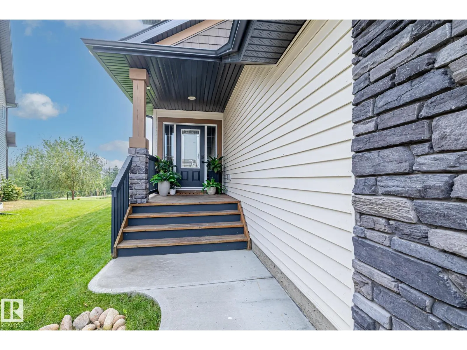 10 MEADOWLAND GD