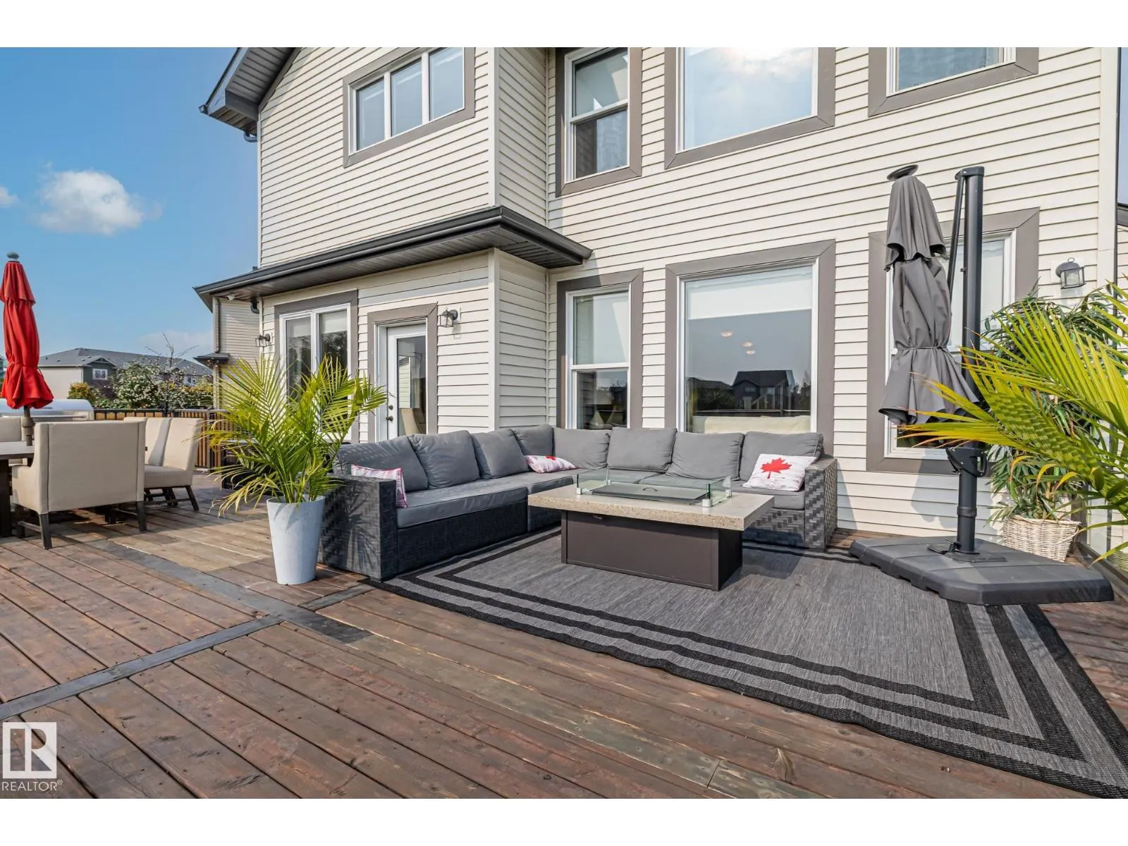 10 MEADOWLAND GD