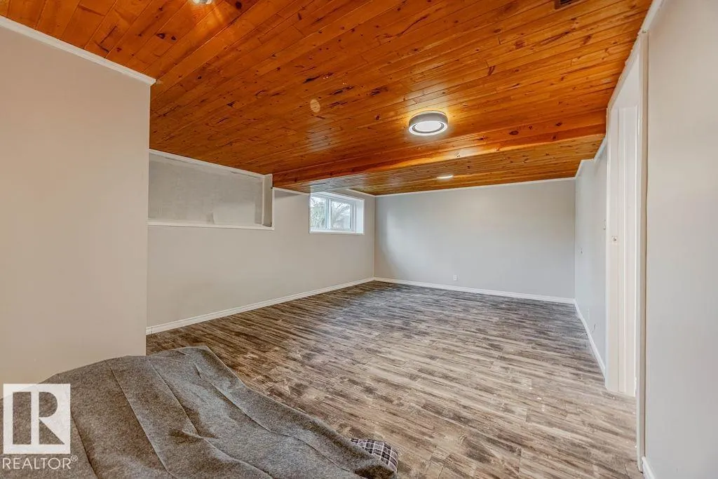 44 WELLINGTON CR