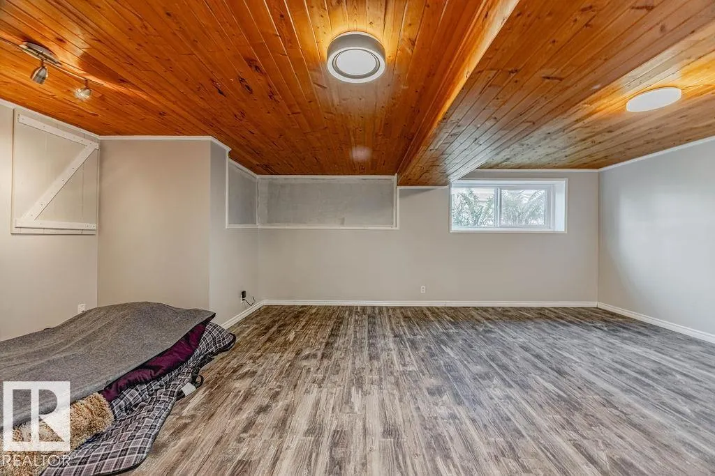 44 WELLINGTON CR