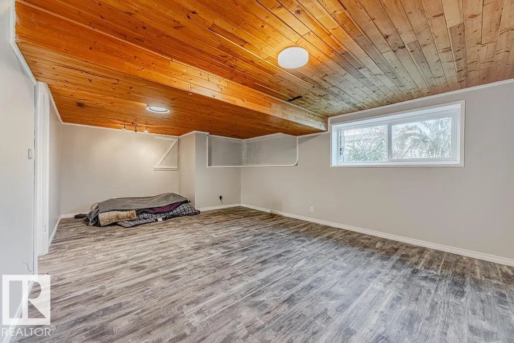 44 WELLINGTON CR