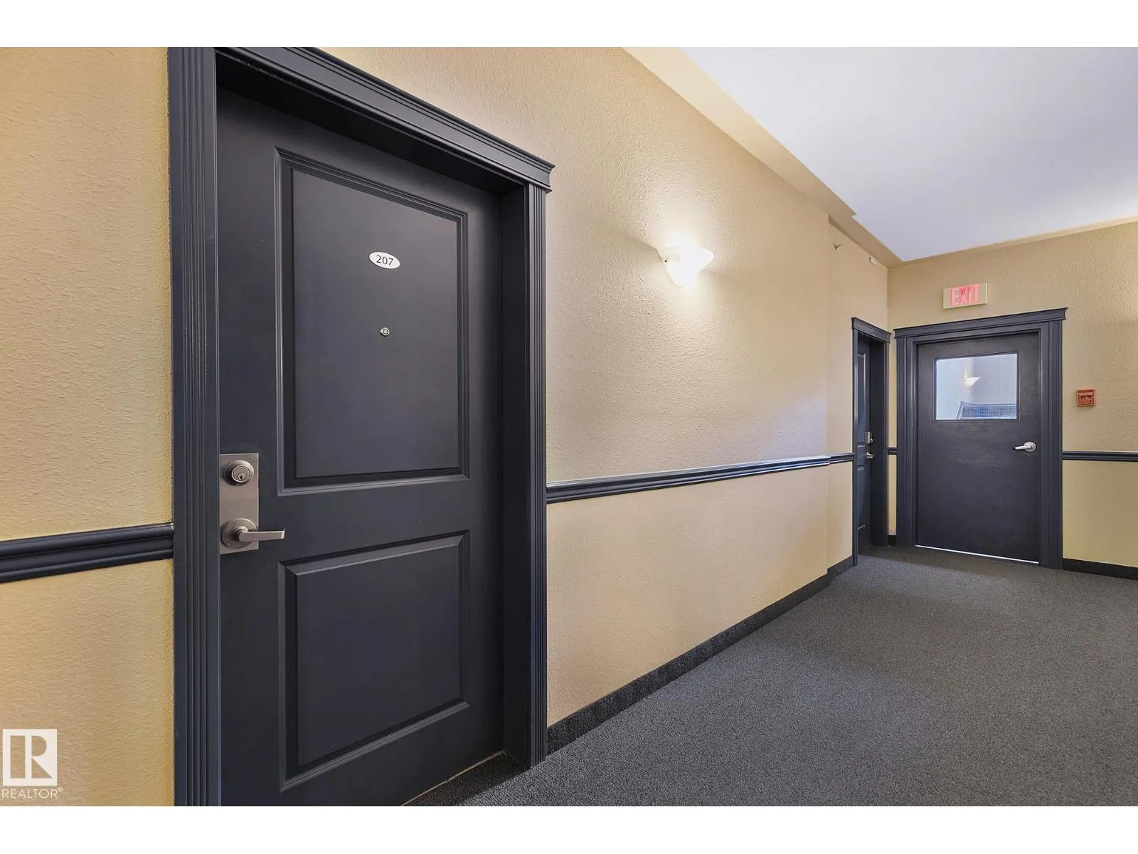 #207 11325 83 ST NW