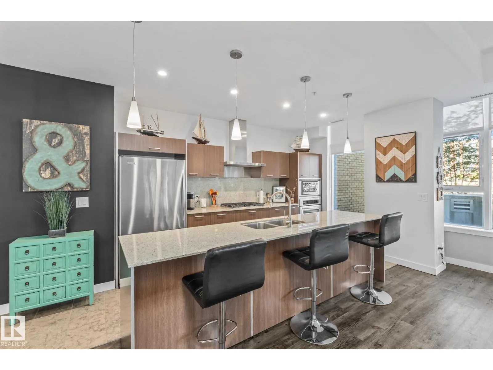 #106 2504 109 ST NW