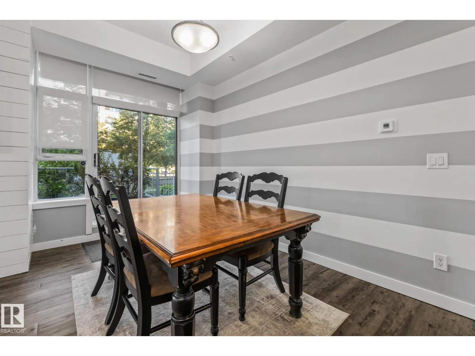 #106 2504 109 ST NW