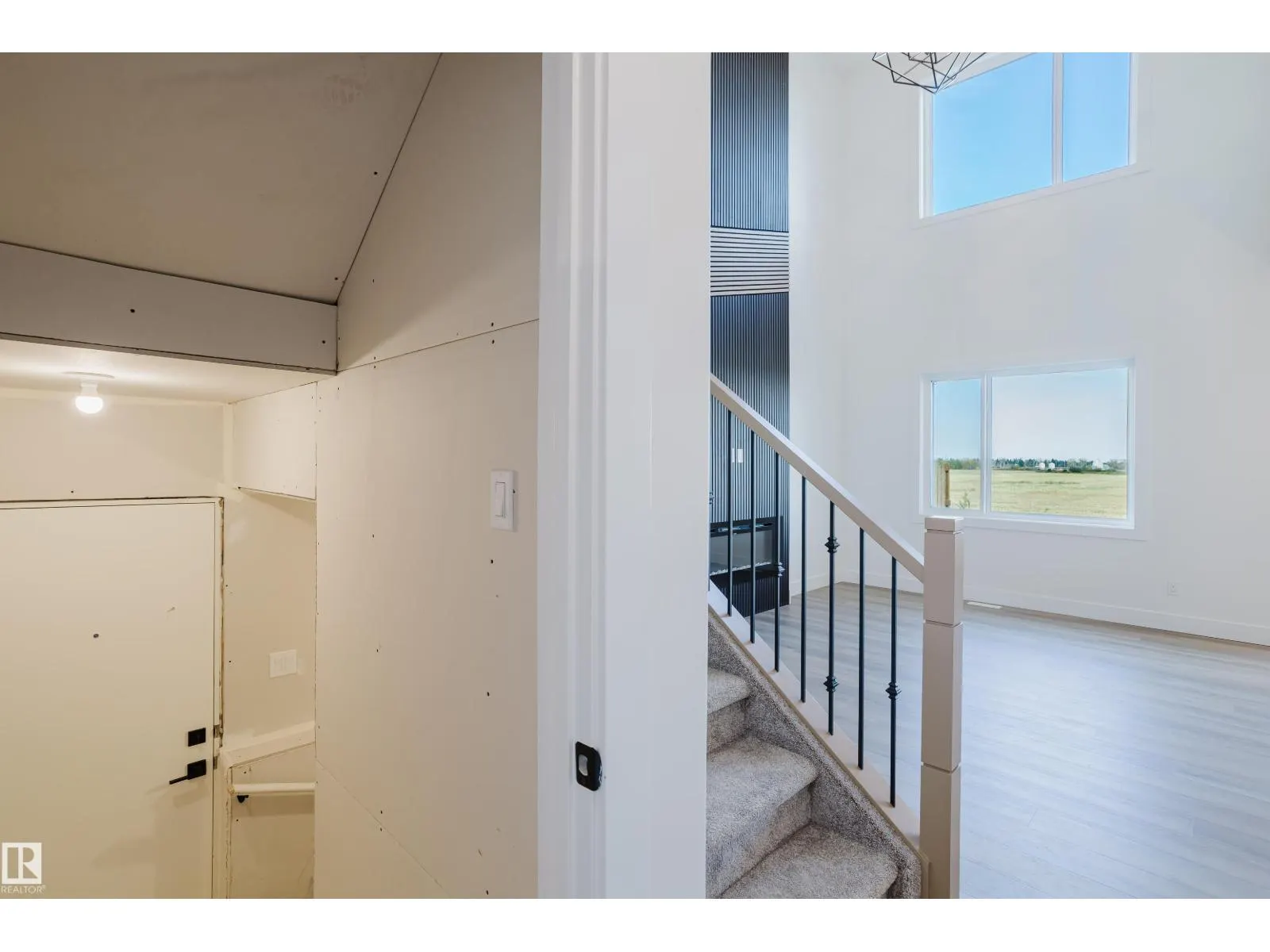 325 Bluff CV