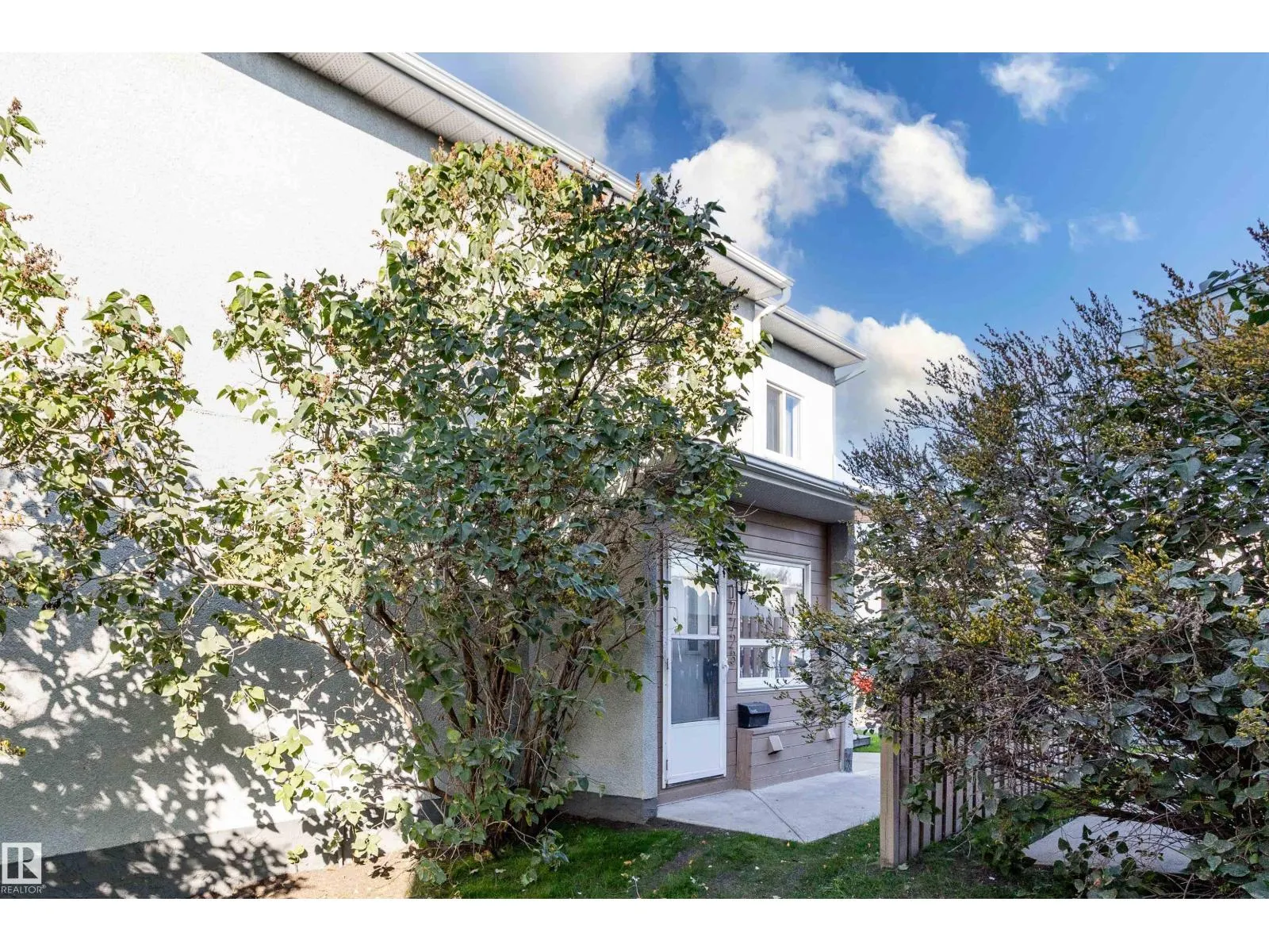17723 95 ST NW