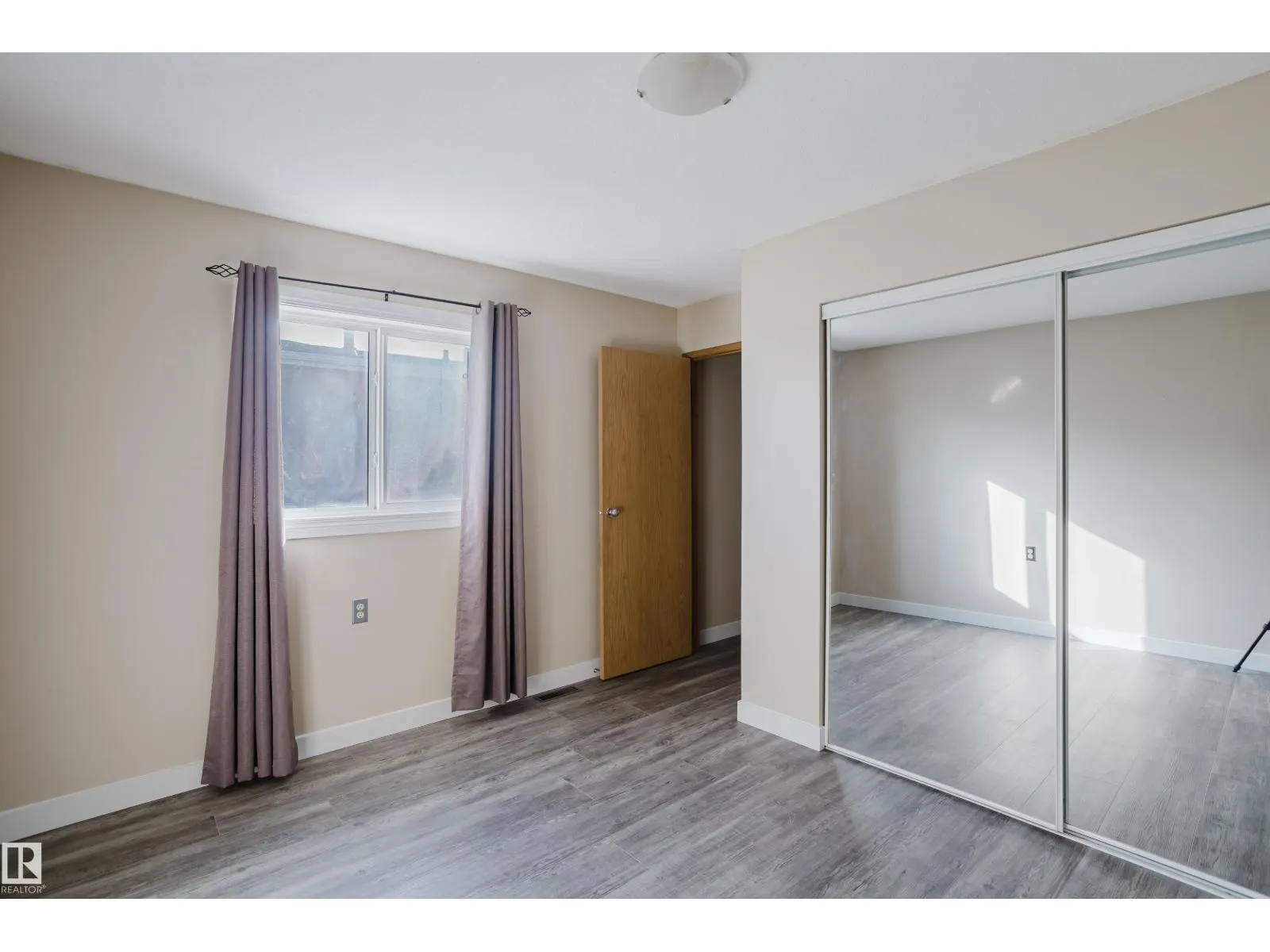 17723 95 ST NW