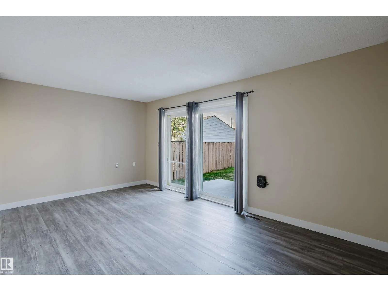 17723 95 ST NW
