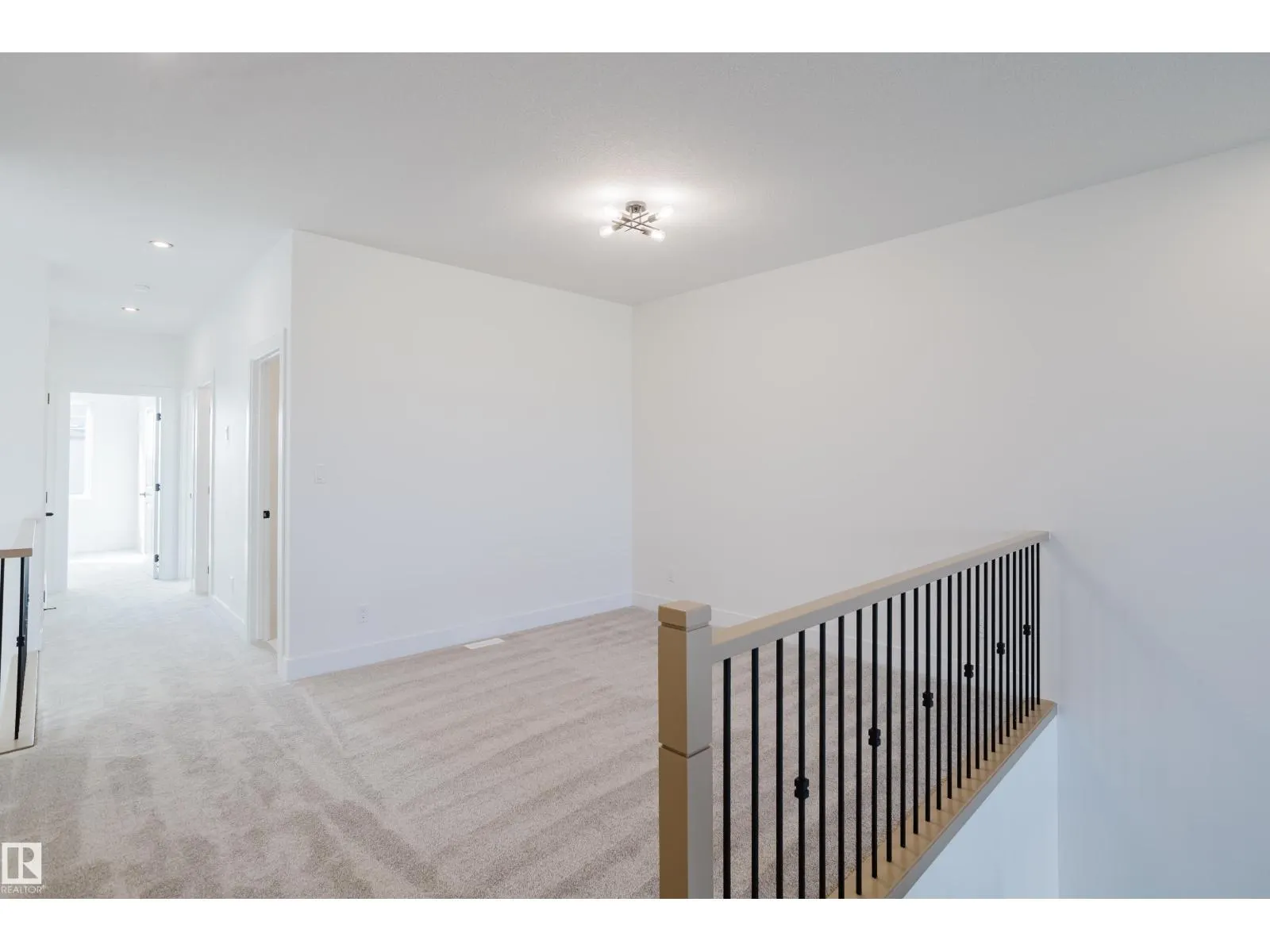 331 Bluff CV