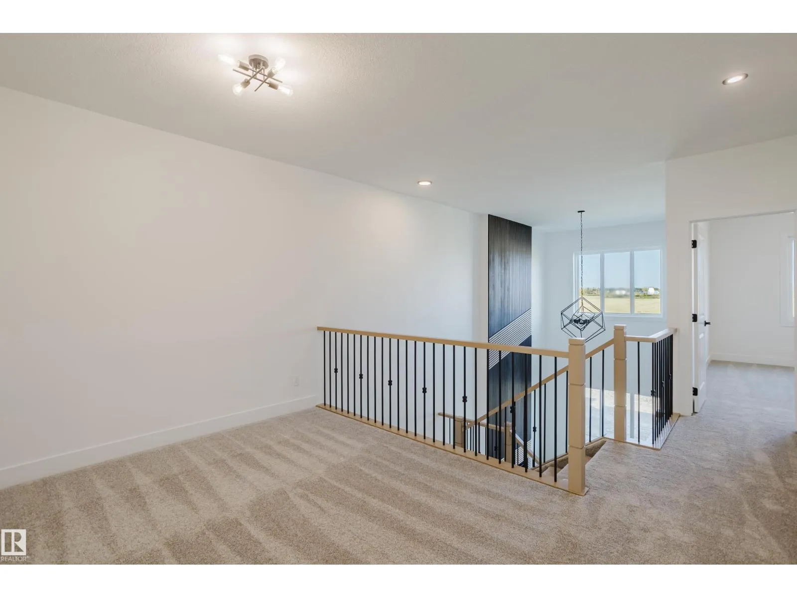331 Bluff CV