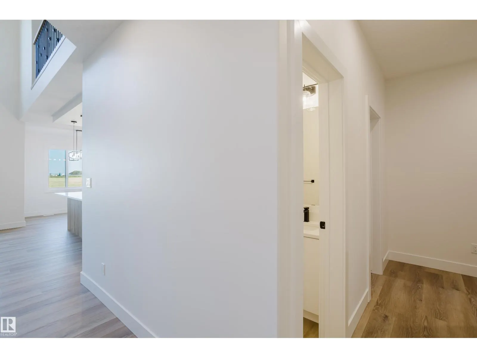331 Bluff CV
