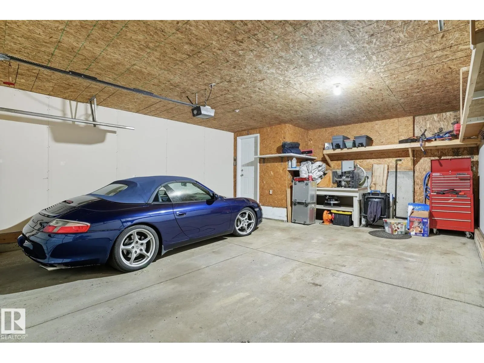 215 RIVER PT NW