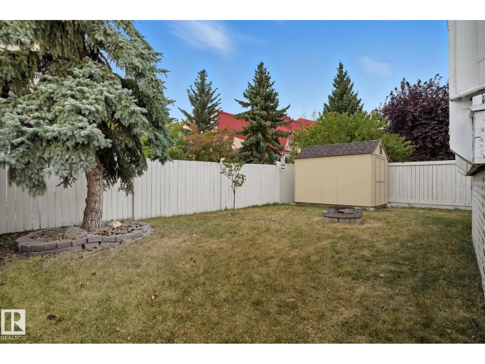 215 RIVER PT NW