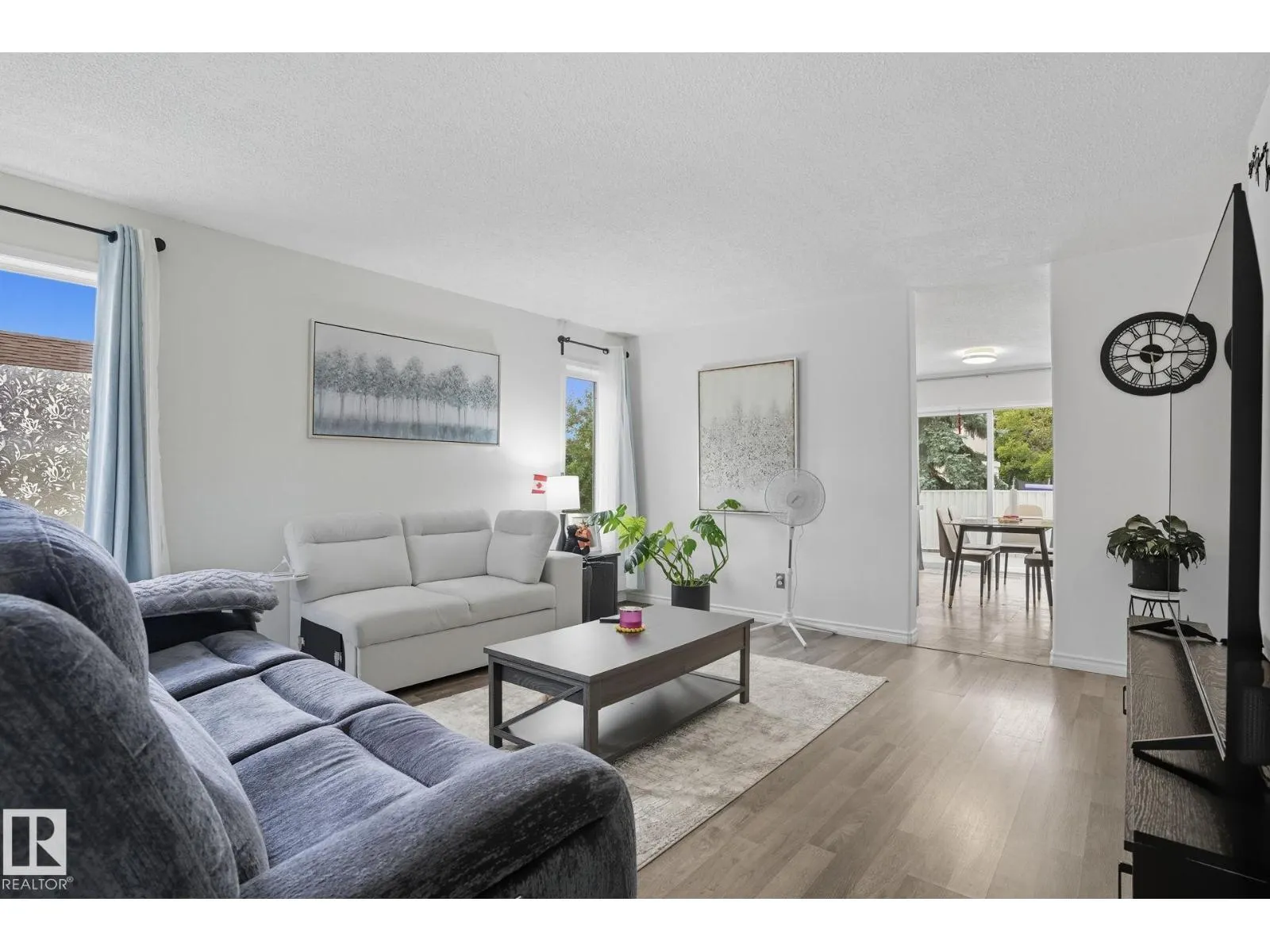 215 RIVER PT NW